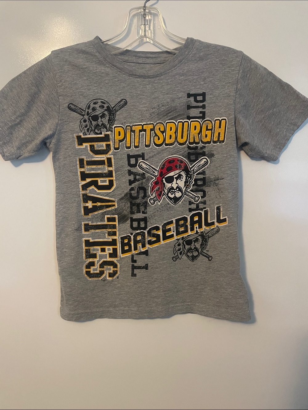 Pittsburgh Pirates Baseball T-Shirt Size Small